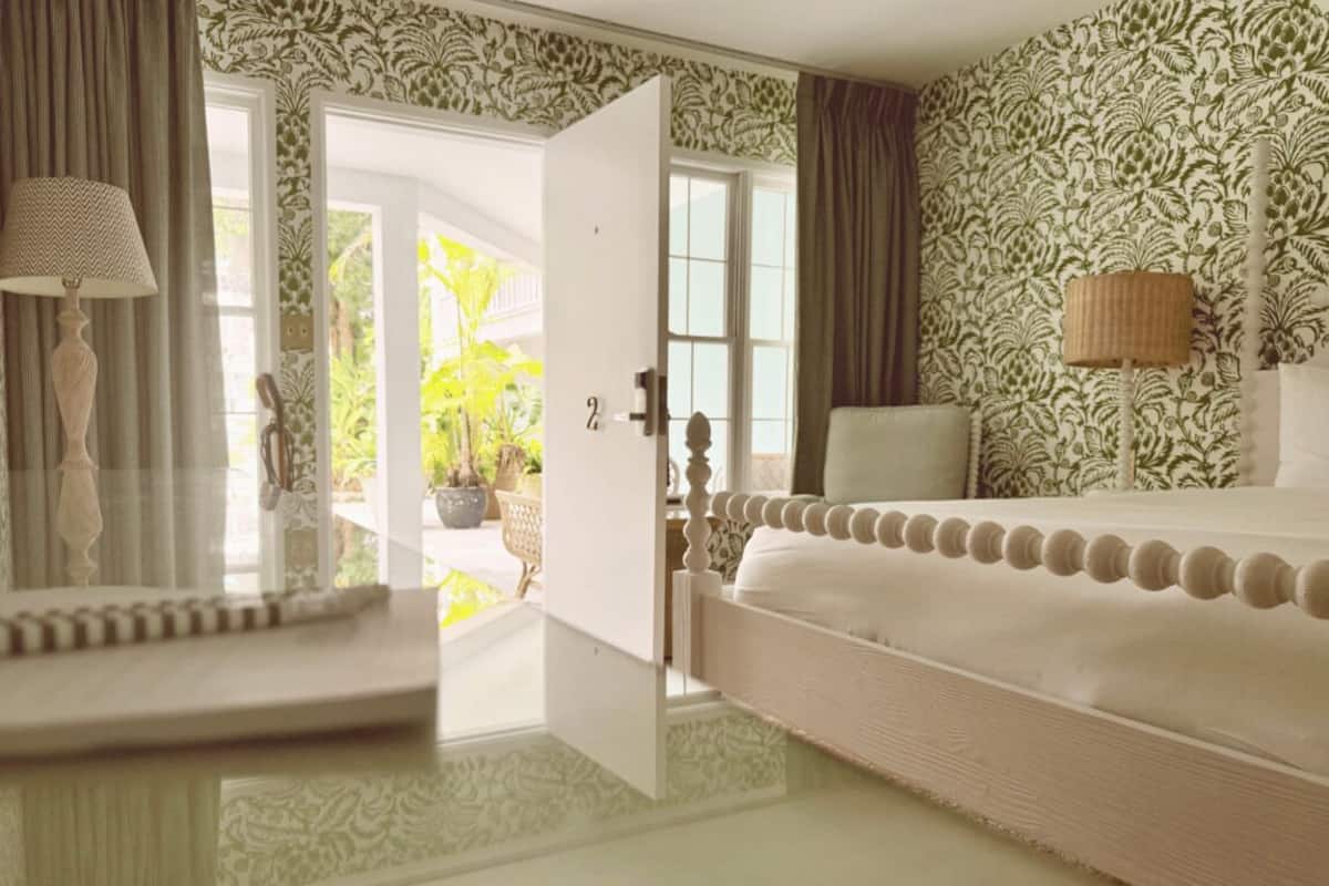 1 dormitorio, ropa de cama de alta calidad, edredones de plumas