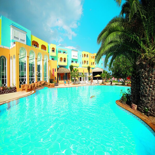 Indoor pool, outdoor pool, sun loungers - Caribbean World Hammamet Village (Hammamet)