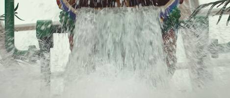 滑水梯