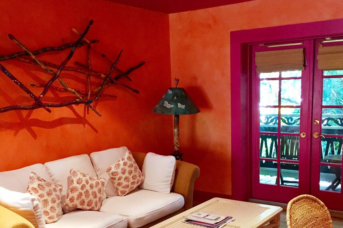 Suite, 1 Bedroom, Kitchen | Premium bedding, in-room safe, desk, laptop workspace