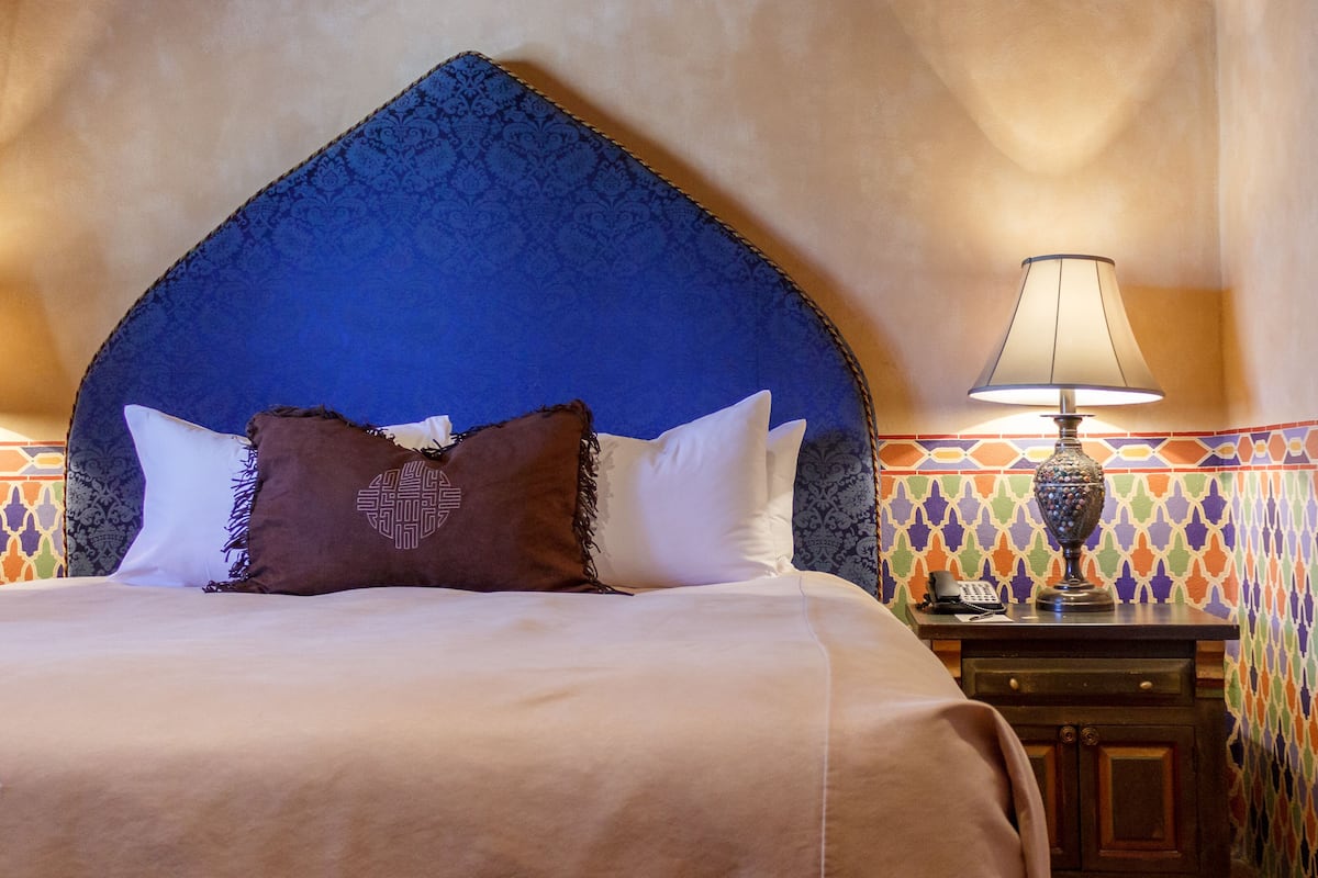 Suite, 1 King Bed, Mountain View (Premier Suite) | Premium bedding, pillowtop beds, in-room safe, desk