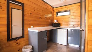 Refrigerador, cafetera/tetera