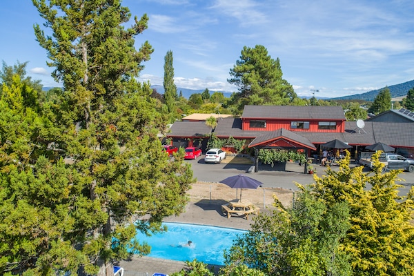 Außenpool, Liegestühle