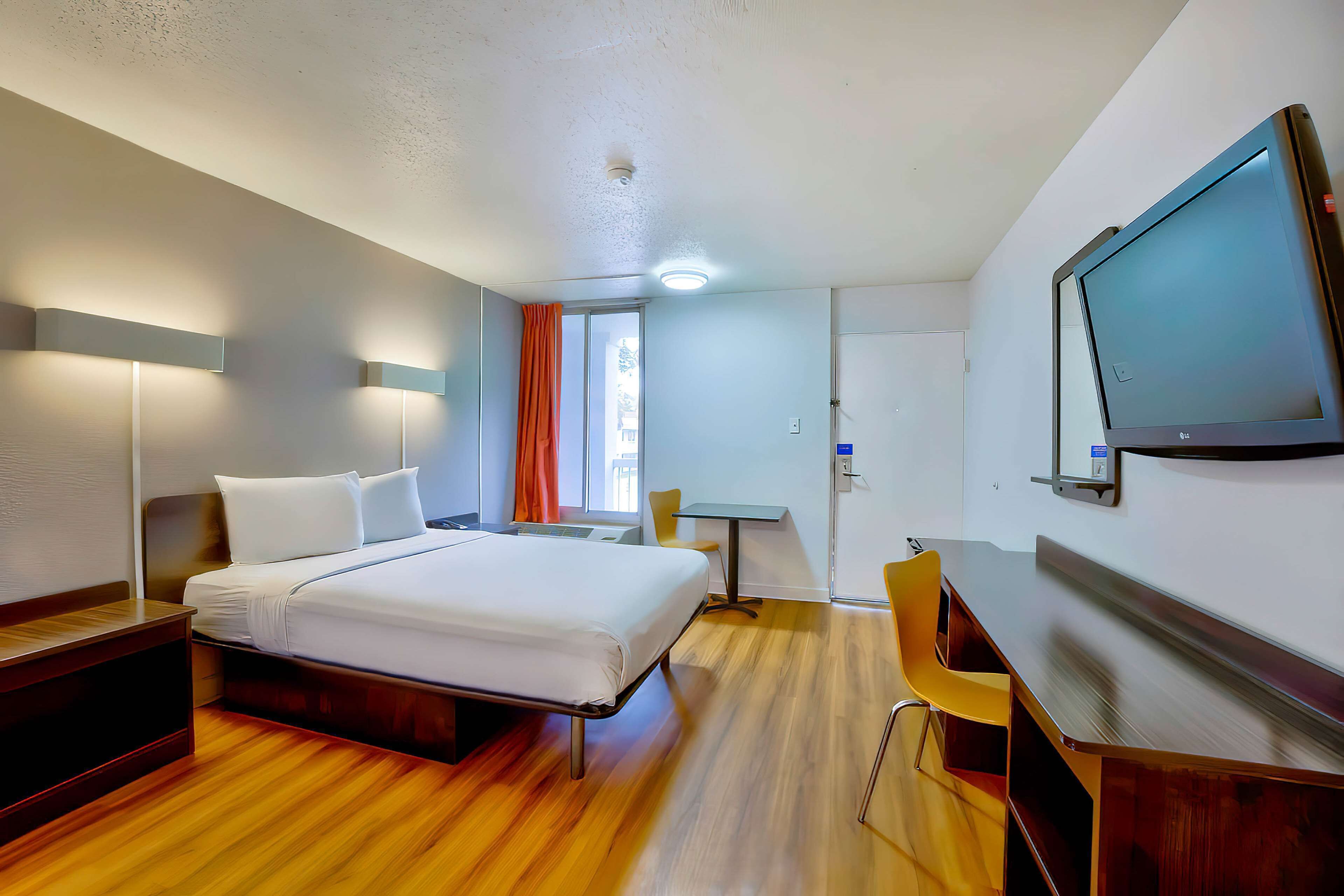 Photo - Motel 6-Gainesville, FL