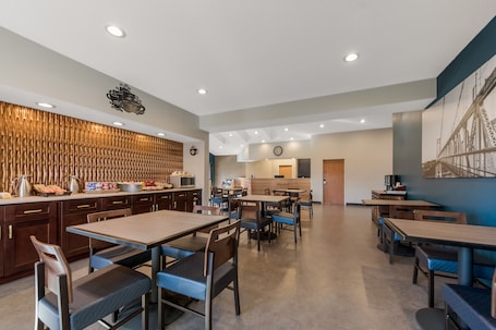 Free daily continental breakfast. SureStay Plus Hotel by Best Western Highland Poughkeepsie