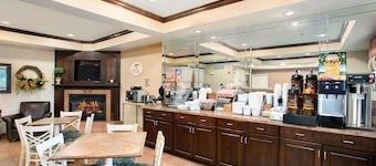 Super 8 by Wyndham Grayville