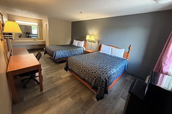 Room, 2 Queen Beds | Bed sheets