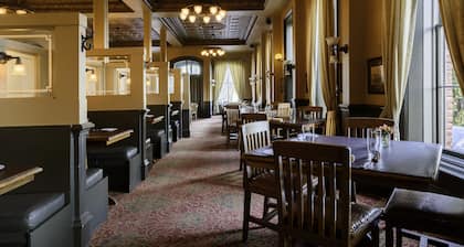 Grand Union Hotel