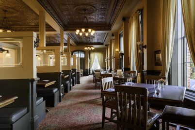 Grand Union Hotel