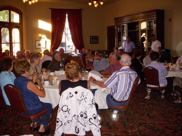 Banquet hall