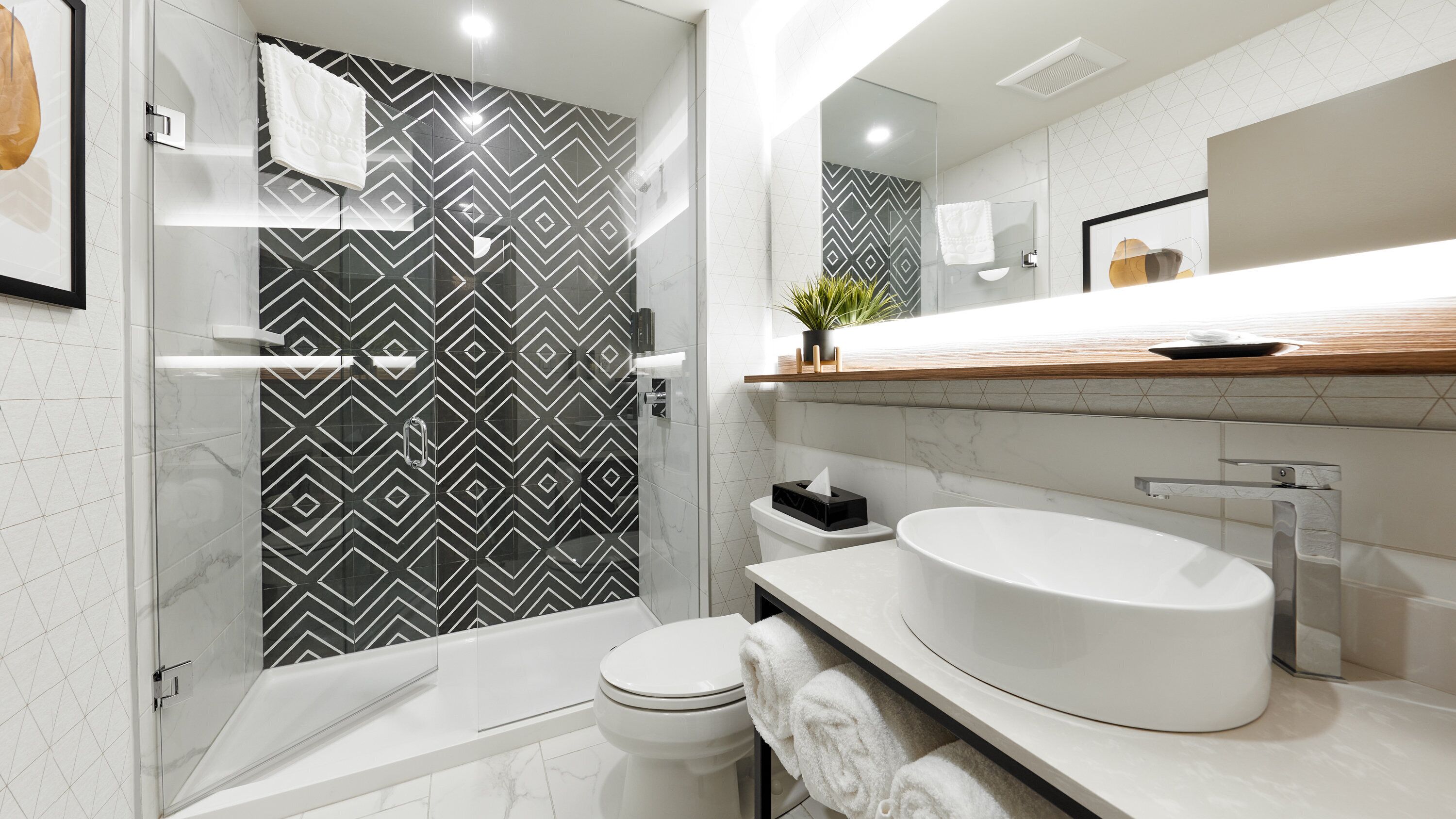 business room, 1 king bed | 1 bedroom, premium bedding, in-room safe, desk