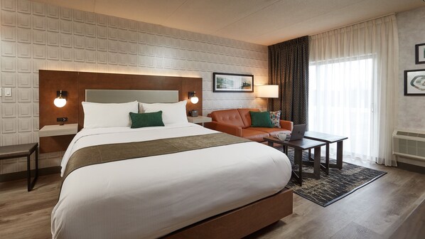 Premium bedding, in-room safe, desk, blackout curtains