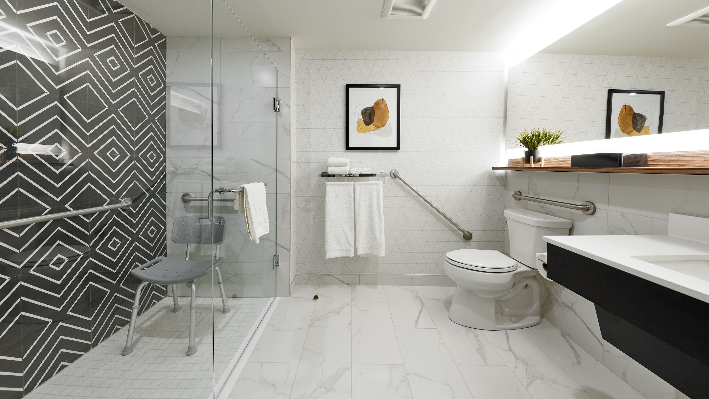 1 bedroom, premium bedding, in-room safe, desk