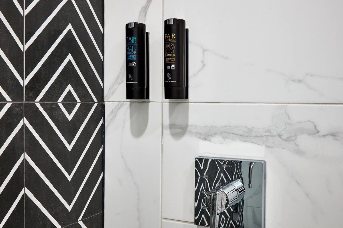 1 bedroom, premium bedding, in-room safe, desk