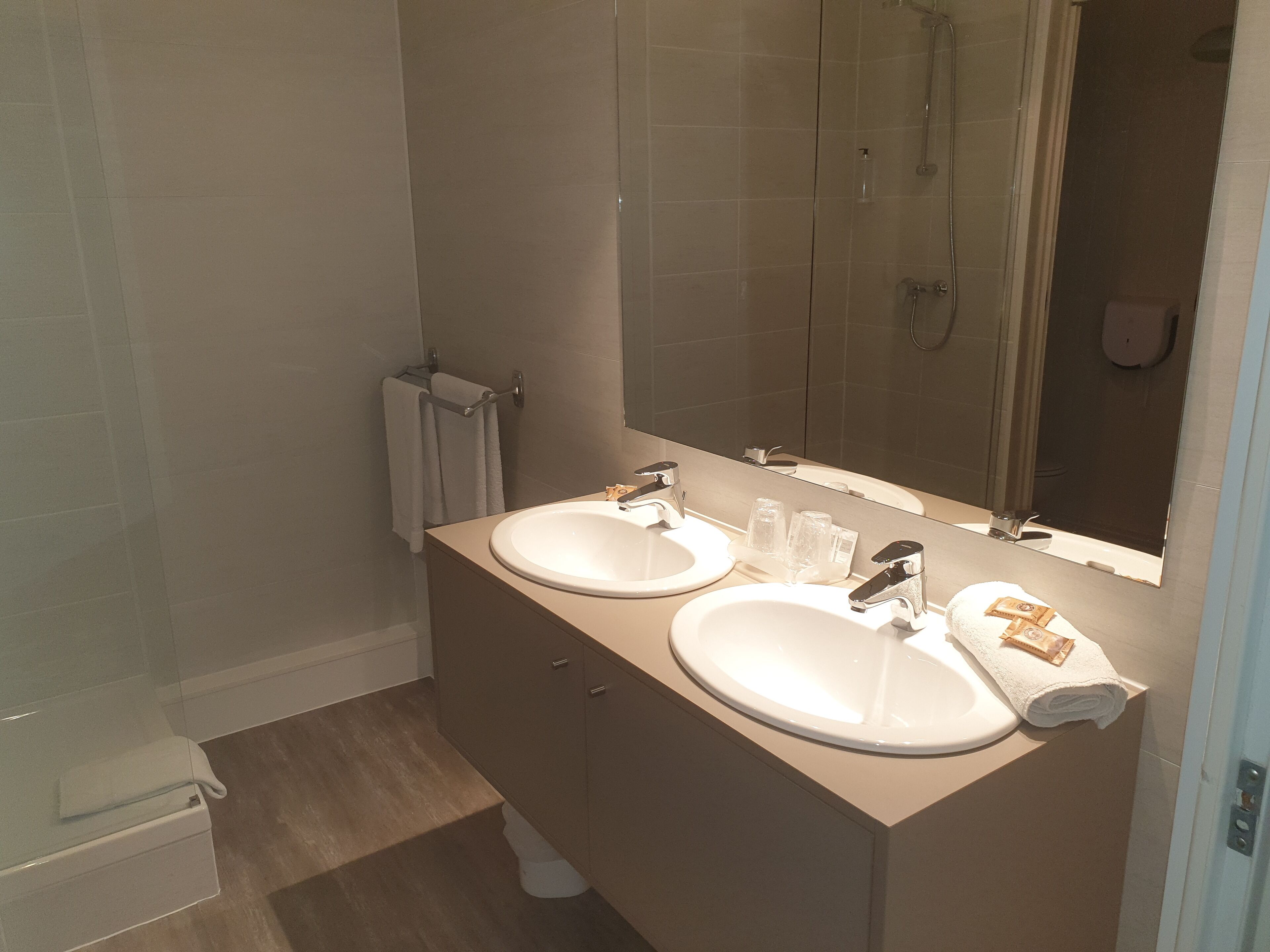 Foto - Cit'Hotel Le Louvre Orange