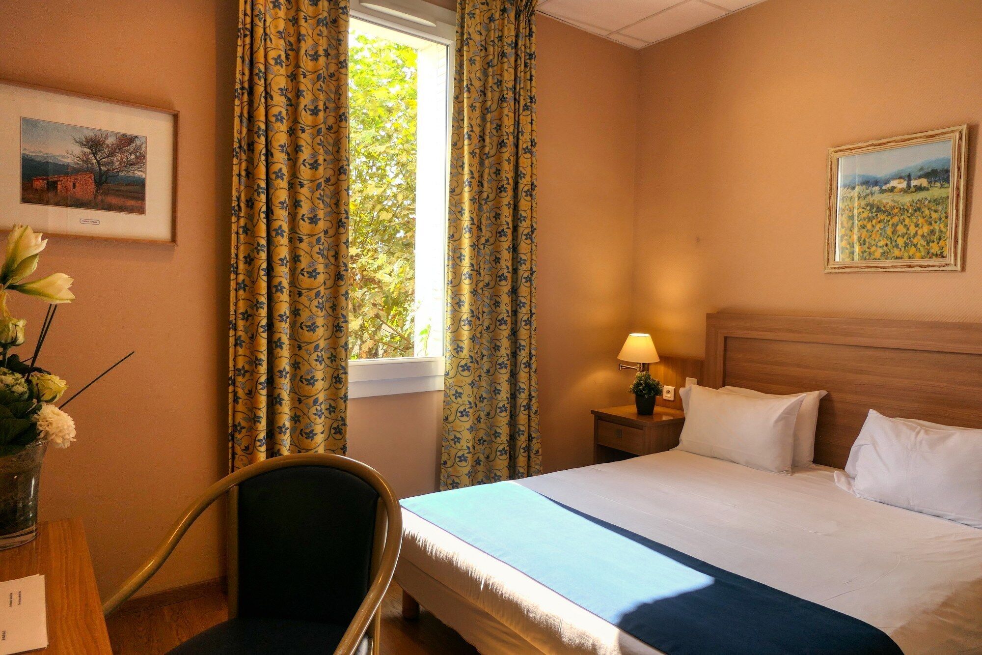 Foto - Cit'Hotel Le Louvre Orange