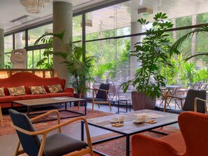 Sala de estar en el lobby