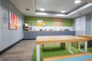 Desayuno continental incluido todos los días