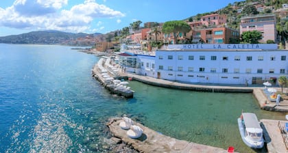Hotel La Caletta