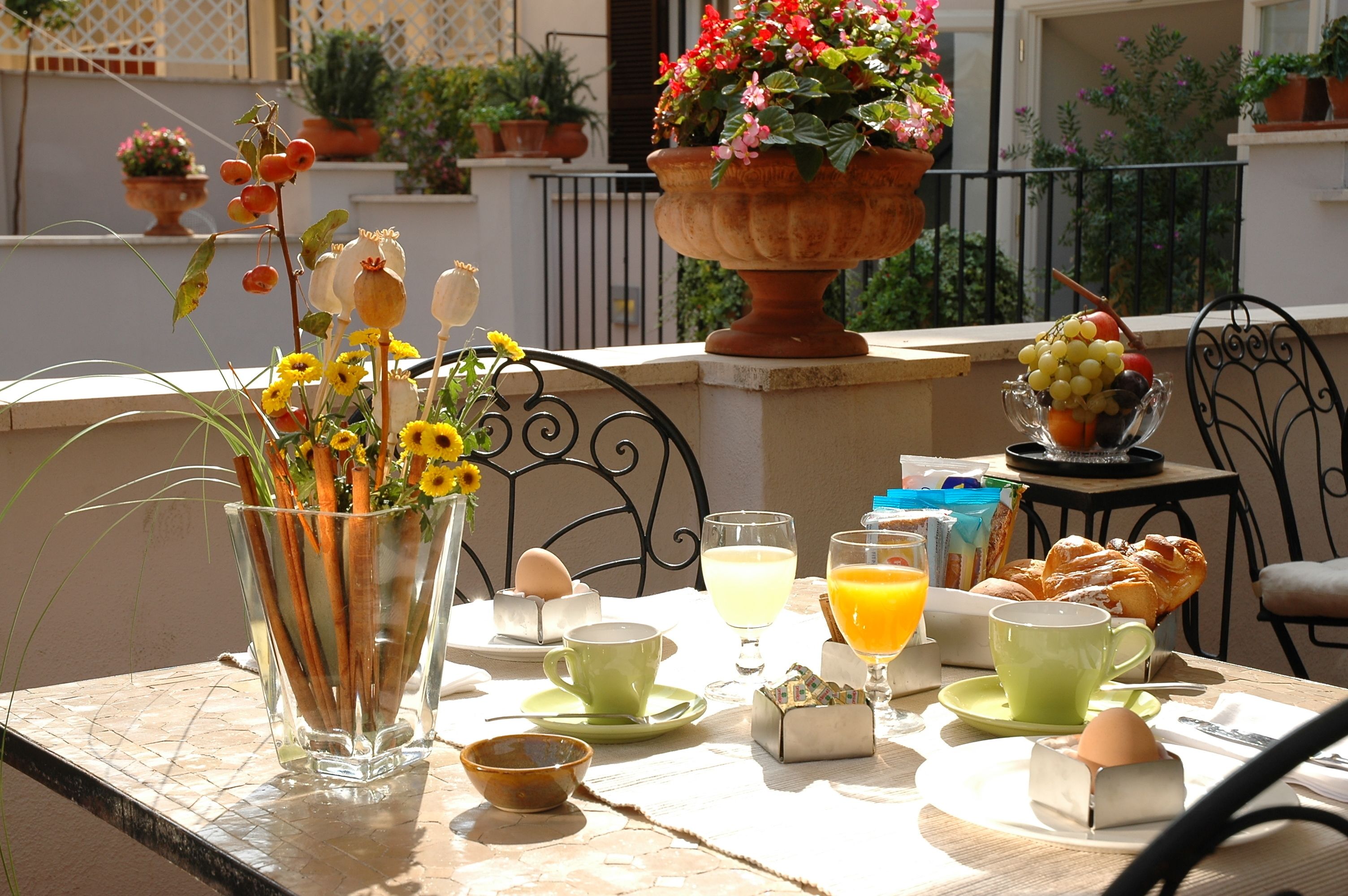 daily buffet breakfast (eur 14 per person)