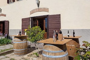 Exterior detail - Hotel Casafrassi Wine Resort (Castellina in Chianti)