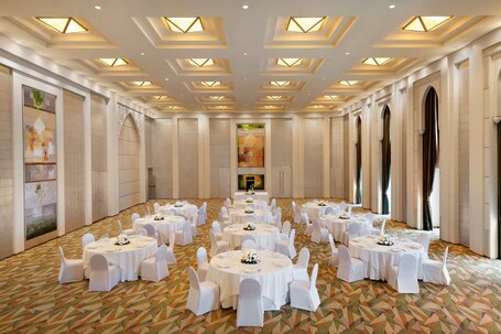 Shangri La Dubai - Image 116