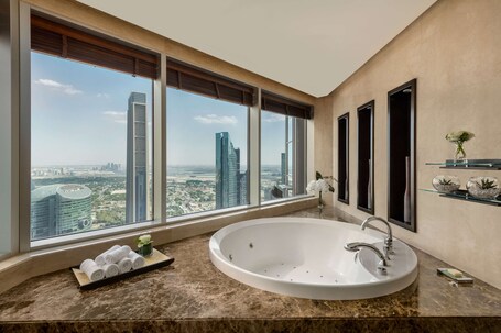 Shangri La Dubai - Image 57