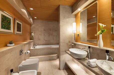 Shangri La Dubai - Image 41