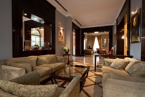 Sala de estar en el lobby