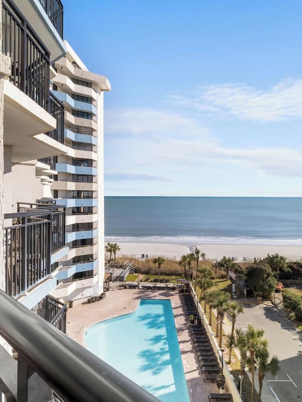 South Tower Angle Ocean View Deluxe Three Bedroom Condo | Terrace/patio