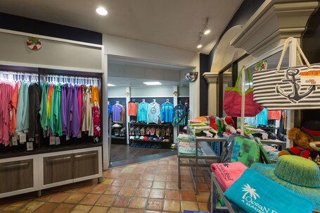 Ocean Reef Resort - Image 12