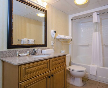 Ocean Reef Resort - Image 52