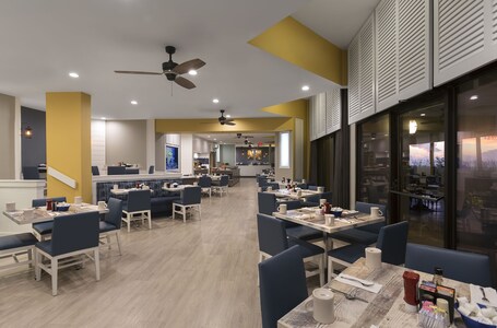 Ocean Reef Resort - Image 55