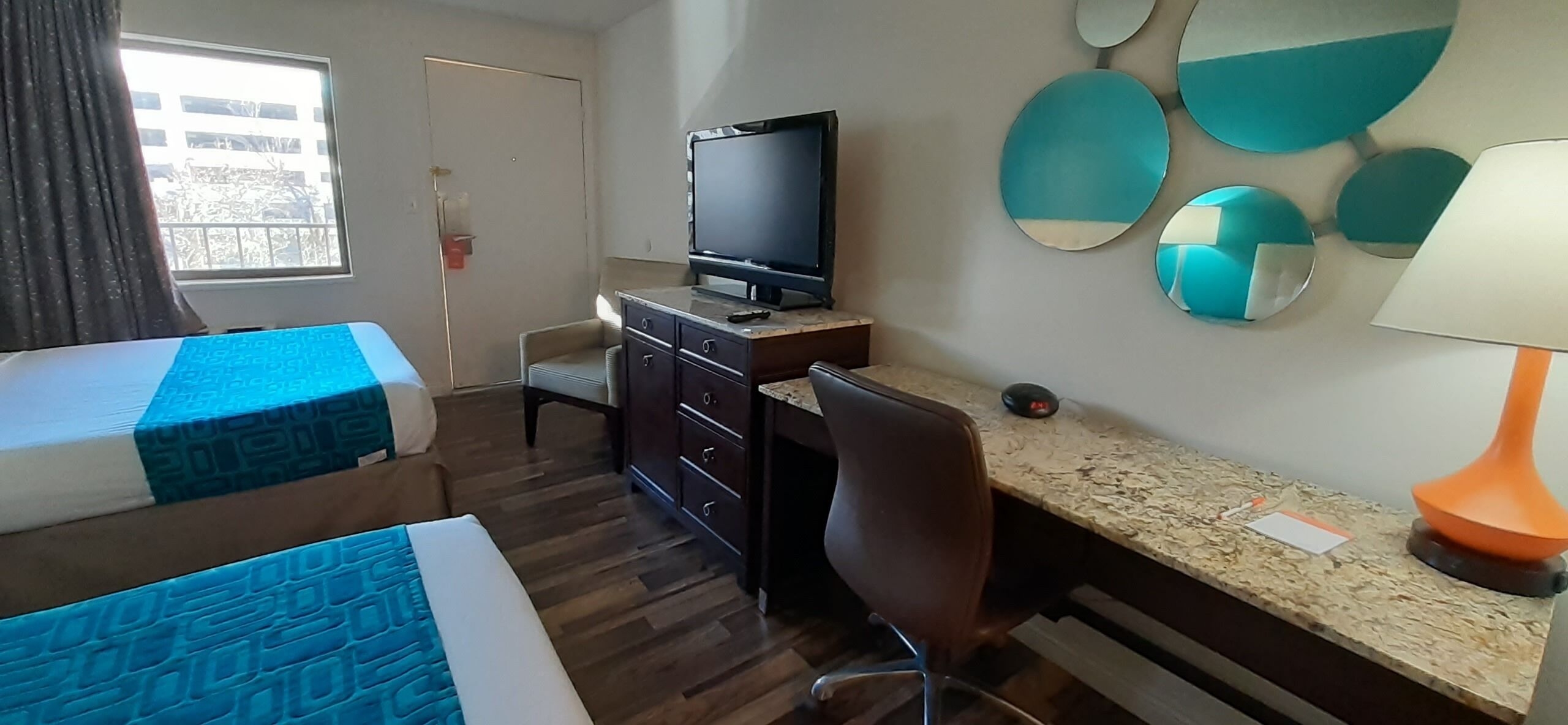 Photo - Howard Johnson by Wyndham Downtown Reno