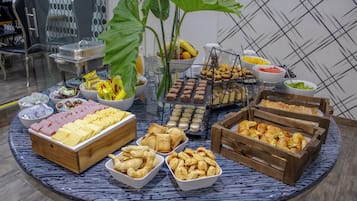 Desayuno completo incluido todos los días
