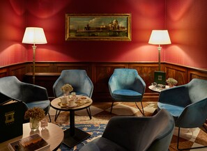 Lobby sitting area - Duodo Palace Hotel (Venice)