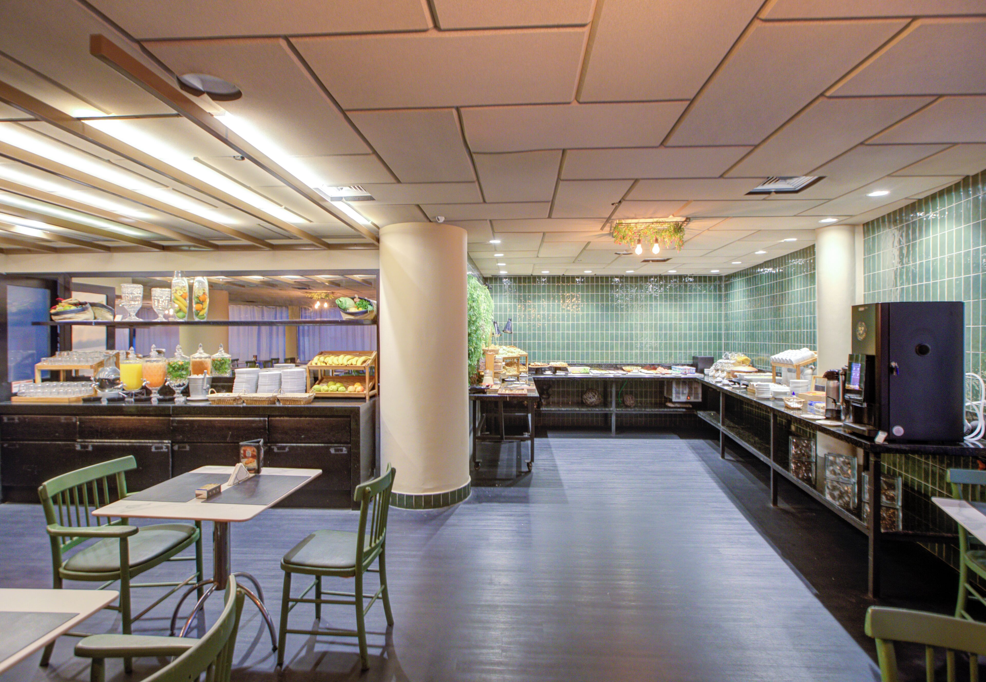 بوفيه فطور يوميًا بتكلفة قدرها (39 BRL للشخص)