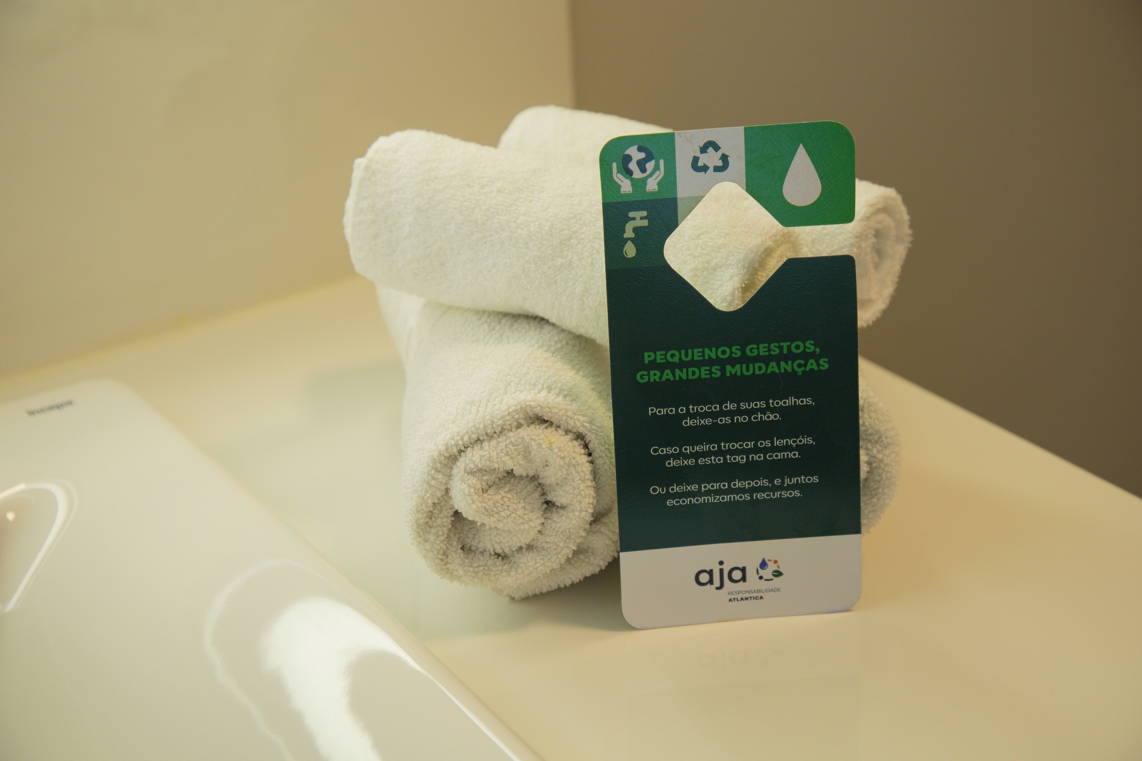 business class queen | 1 bedroom, hypo-allergenic bedding, minibar, in-room safe