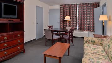 Suite, 1 kingsize-seng | Strykejern/-brett, wi-fi (inkludert) og vekkerklokke
