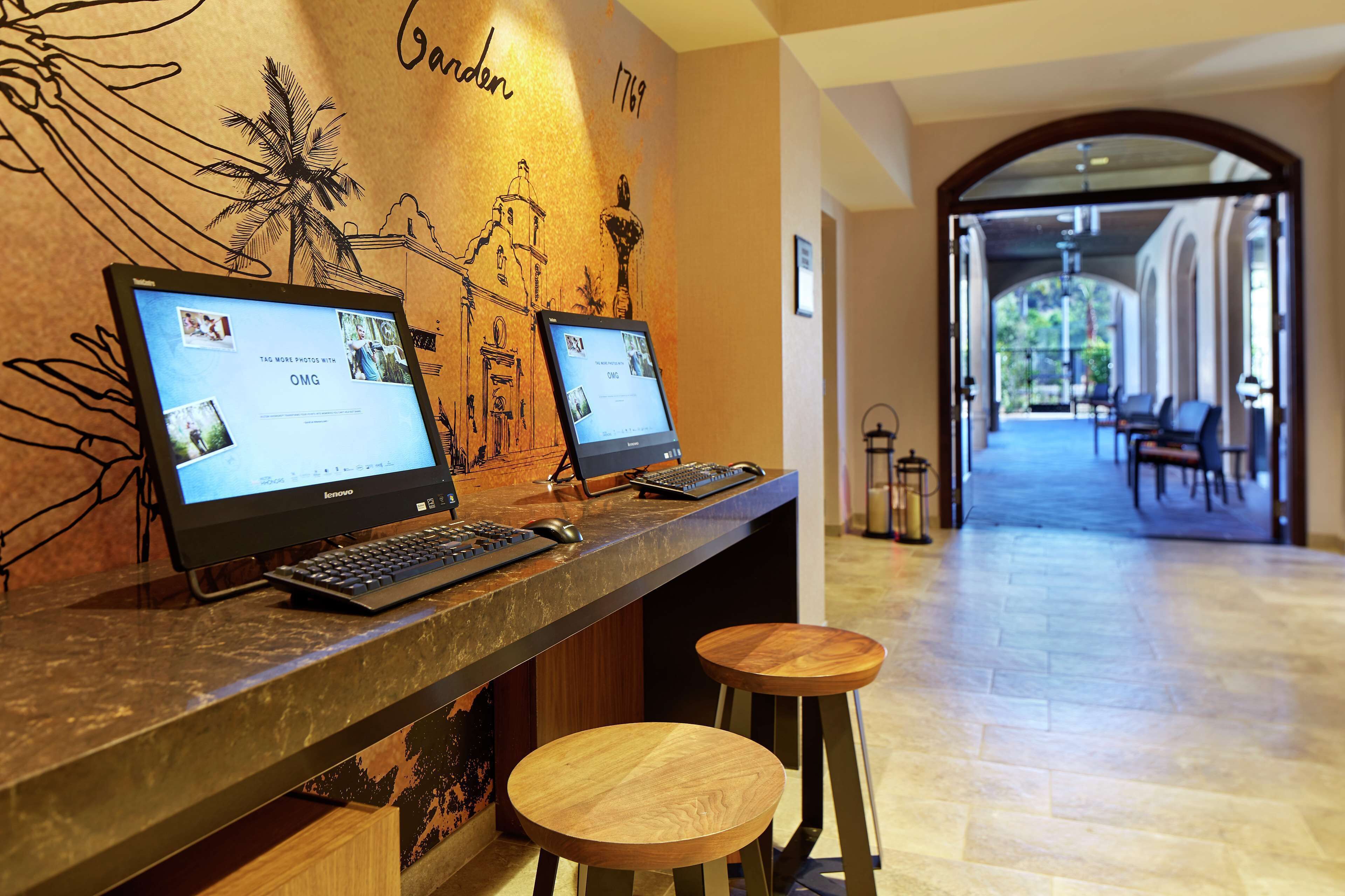 Photo - Hilton Garden Inn San Diego Old Town/Sea World Area