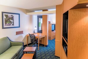 Suite, 1 Bedroom, Non Smoking | Desk, iron/ironing board, free cribs/infant beds, free WiFi