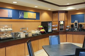 Desayuno buffet incluido todos los días