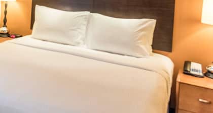 Fairfield Inn and Suites by Marriott Muskegon Norton Shores