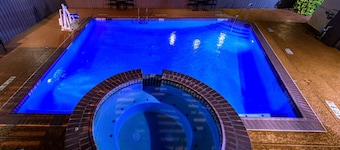 Holiday Inn Express Hotel & Suites Bastrop by IHG