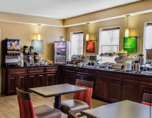 Bao gồm bữa sáng buffet hàng ngày