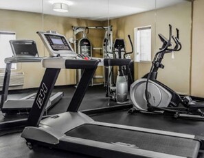 Fitness facility - SureStay Plus by Best Western Jonestown Lebanon Valley (Jonestown)