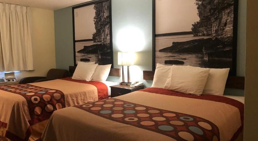 Desk, free cots/infant beds, free WiFi, bed sheets