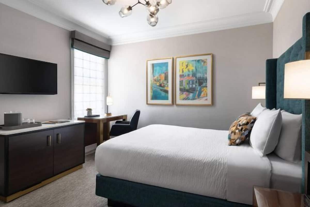 Premium bedding, pillowtop beds, in-room safe, desk