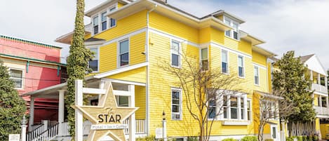 Premium bedding, free WiFi, bed sheets