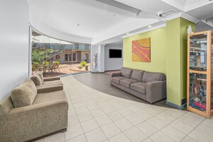 Sala de estar en el lobby